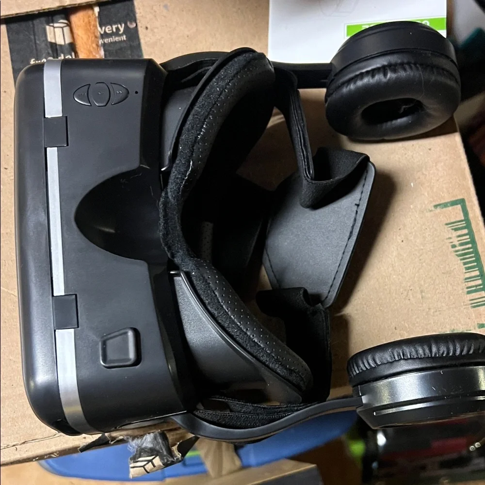 Shinecon VR SC-G04E Virtual Reality Glasses Headset - Immersive Gaming Viewer